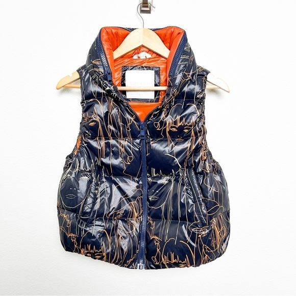 Sosken Studios JODY NAVY PORTRAIT PRINT DOWN PUFFER VEST SIZE 1 S - Picture 4 of 11